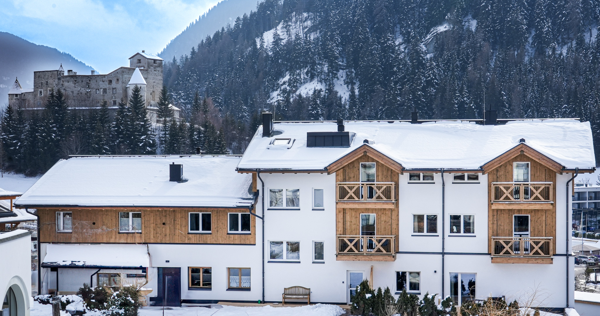 Homesamhof-winter-header-2